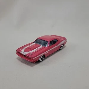 Hot Wheels 2006 '70 Plymouth AAR Cuda Pearl Pink Muscle Mania Mopar #90 (2012) - Picture 1 of 7