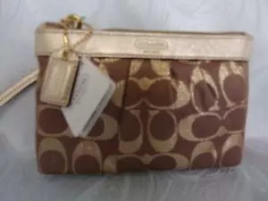 NWT Coach 44283 Signature C Lurex Pleated Wristlet Khaki & Gold is rare find!! - Picture 1 of 9
