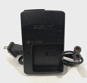SONY BC-CSGD ORIGINAL 4.2V BATTERY CHARGER & CABLE FOR CYBER SHOT DIGITAL CAMERA - Picture 1 of 6