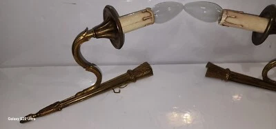 A pair of Louis XVI STYLE  Vintage-antique bronze wall electrical sconces Foto 1 de 4