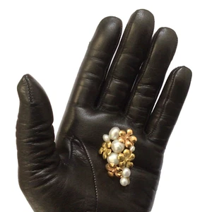 Pearl Brooch 18ct Yellow Gold with 7 Keshi pearls & 4 flowers, 4 cm & 15 g - Picture 1 of 24