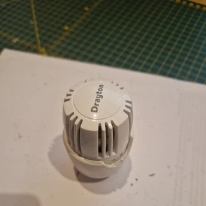 Drayton Thermostatic Radiator Valve - Picture 1 of 4