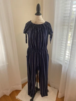 Женский темно-синий полосатый комбинезон с открытыми плечами с карманами от Derek Heart - Изображение 1 из 4