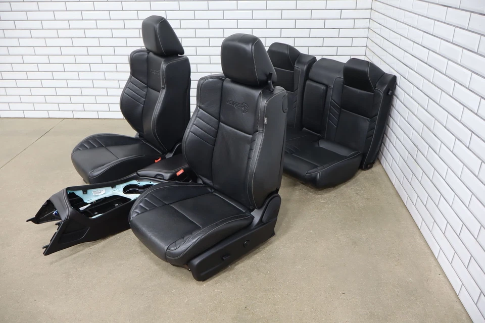 15-23 Dodge Challenger Hellcat Laguna Leather Heat/Vent Seats with Console Black Foto 1 de 4