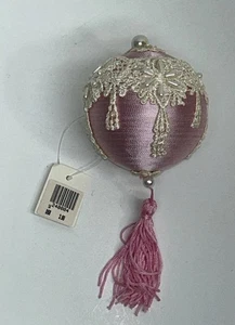 Vintage 80er Jahre Weihnachtsschmuck Spitze Kunstperlen und Quaste - Bild 1 von 6
