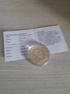 Médaille Charlemagne - Cuivre doré - Photo 1/4