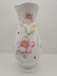 Jarrón de porcelana Lenox BUTTERFLY MEADOW 10,5" rosas flores abejas mariposa 3D - Imagen 1 de 13