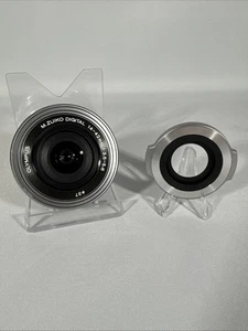 Olympus M.Zuiko 14-42mm 1:3.5-5.6 EZ MSC MFT Micro Four Thirds Silber + LC-37C - Bild 1 von 10
