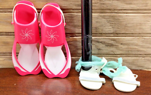 Lot of 2 Pairs of American Girl Doll Footwear Sandals & Lea's Fin Flippers Pink