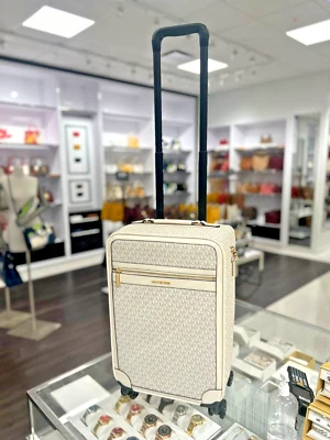 Maleta de mano Michael Kors Travel pequeña trolley equipaje (crema claro múltiple) Foto 1 de 4