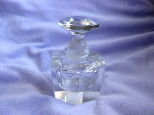 Unbranded Crystal Hexagonal PERFUME BOTTLE Clear w Stopper 3.25" - Picture 1 of 4
