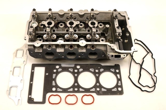 Small Block Mopar Magnum Engine Quest Heads level 1 cnc ported, Engine &  Engine Parts, Regina