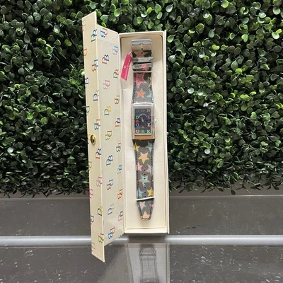 NOVO Relógio Raro/Aposentado Dooney & Bourke Stars - Imagem 1 de 4