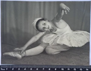 Pretty Cute Girl Charming Attractive Ballerina Old Photo #1413 - Picture 1 of 3