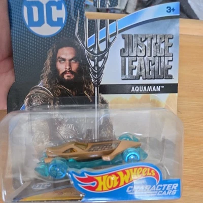 DC Comics Aquaman Liga de la Justicia Hot Wheels Car Character Cars 2016 Foto 1 de 3