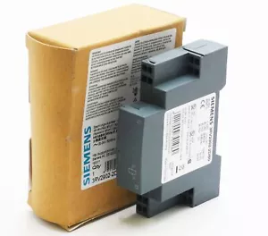 Siemens 3RV2902-2DB0 3RV2 902-2DB0 E: 01 Spannungsauslöser -unused/OVP- - Bild 1 von 5