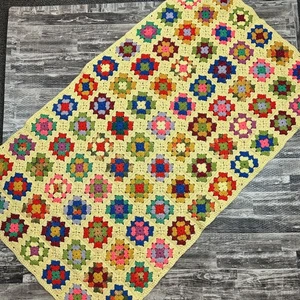 Vintage gehäkelte Granny Square afghanische Decke Handarbeit bunt Grannycore - Bild 1 von 6