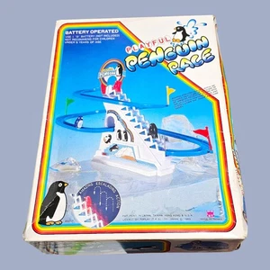 Playful Penguin Race Vintage 1983 Battery-Operated Dah Yang Toys Not Working - Bild 1 von 12