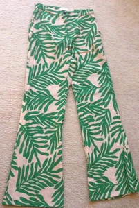 Pantalón H&M verde crema estampado de plantas tropicales pierna ancha usado dos veces usado leer los 4 - Imagen 1 de 13