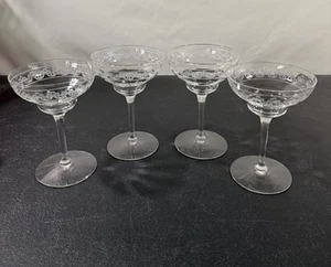 HEISEY -Trefoil a/k/a Tatting- ANTIQUE (4) CHAMPAGNE /TALL SHERBET GLASSES. - Picture 1 of 7