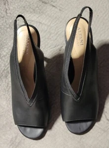 Scarpe a pompa ALFANI CEAL in pelle nera punta aperta tacco quadrato cinturino, taglia 9,5, nuove senza etichette - Foto 1 di 10