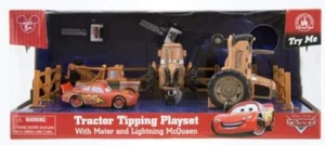 Disney Pixar Autos Traktor Kipping Spielset mit Mater und Lightning McQueen - Bild 1 von 2