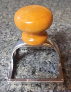 Vintage Pasta/Ravioli Cutter With Wood Knob Handle Made In Italy - Picture 1 of 7