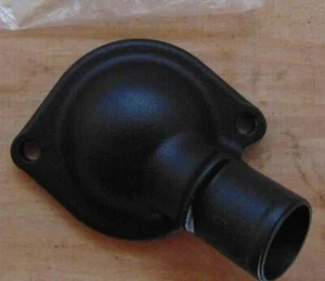 Cubierta de bomba de agua Triumph Thunderbird negra OEM 2100655 - Imagen 1 de 3