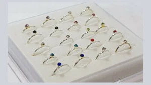 Mujeres Moda Cristal Estrás Aro Nariz Calibre Fino y Anillos de 8 mm de Diámetro - Imagen 1 de 4