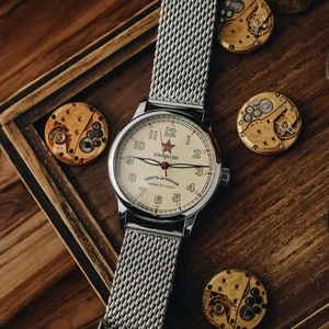 Reloj Pulsera Militar Soviético Komandirskie, Años 90, Lanzamiento Soviético Final - Imagen 1 de 6