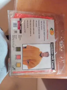 Bass Pro Shop Lightweight PVC Poncho - Picture 1 of 3