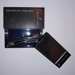 Vincent Longo Spectralite Werkzeug Set Box Lidschatten & Lippenpinsel Neu im Karton 70025 - Bild 1 von 3