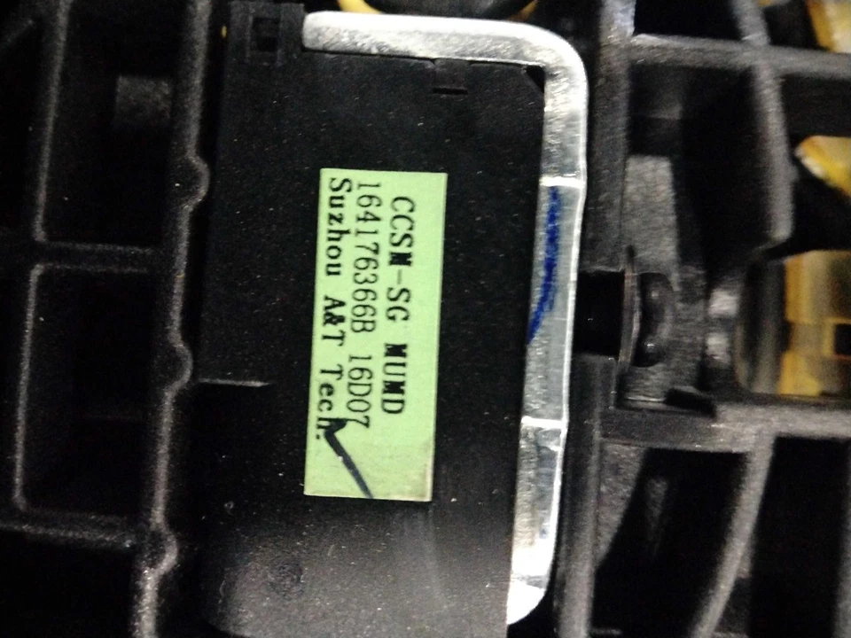 Used Automatic Transmission Shift Lever Assembly fits: 2017 Chevrolet Equinox  G - Image 1 of 4