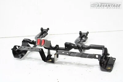 Hummer H2 2003-2007 lado trasero izquierdo segunda fila asiento inferior soporte marco de pista OEM Foto 1 de 4