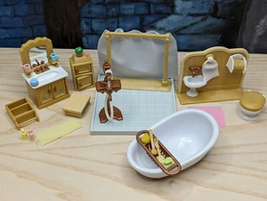 Sylvanian Families Calico Critters Casa Baño Muebles Bañera Inodoro Fregadero - Imagen 1 de 9