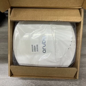 R7J38-61002 HPE Aruba AP-655(T) Tri Band 802.11ax 7,80 Gbps AP HPE RENE*** - Foto 1 di 3