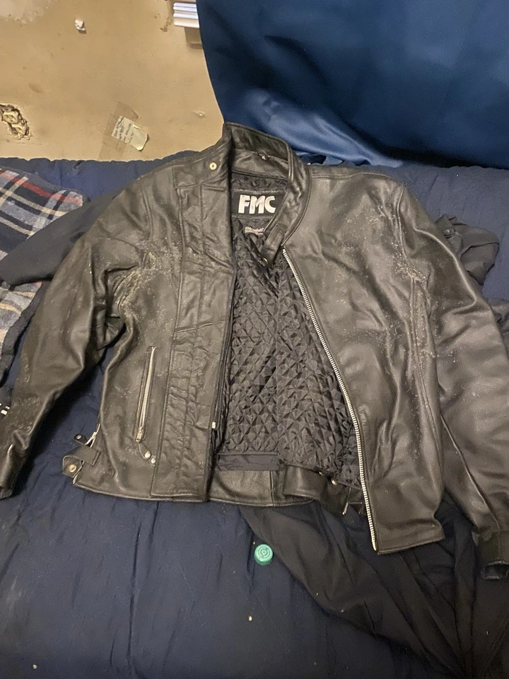 Harley-Davidson Chaleco de cuero para hombre con parche Harley Owners Group Foto 1 de 4