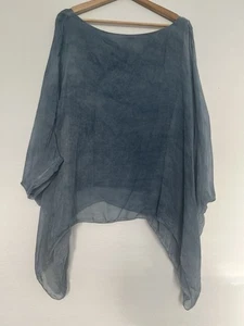 Giulia blauer Seidenpullover Bluse Gr. S fließend Poncho Style Italy Western Boho - Bild 1 von 10