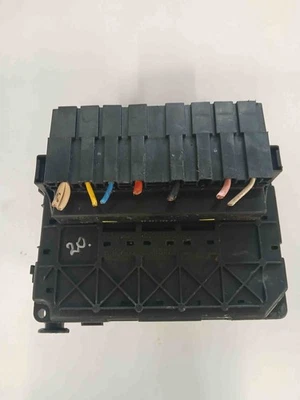 Scatola fusibili PEUGEOT 206 SW 2E/K 9643498880 2.0 Diesel 66kw 2006 32401627 - Immagine 1 di 3