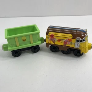 Chuggington Wooden Railway Tomy Tootsi Fruitsi Frostini & Ice Cream Car Works - Picture 1 of 9