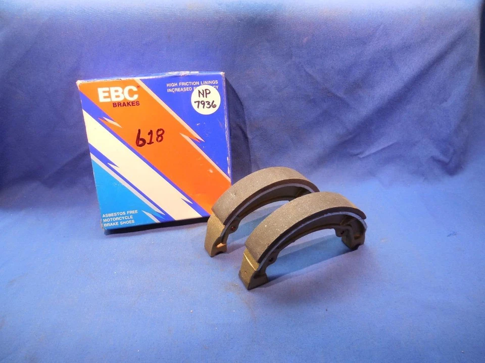 Zapatas de freno Suzuki RM 400 EBC 618 NOS NP7936 Foto 1 de 1