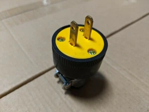 Enchufe de cable de goma de alta resistencia 15A 125V 2 polos 2 cables NEMA 1-15P no Cooper 1723 - Imagen 1 de 5