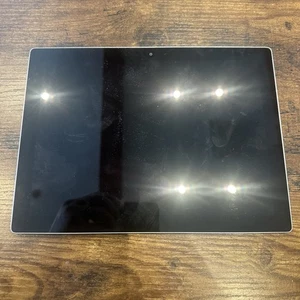 Google Pixel C 10.2" Tablet C1502W 64GB Wi-Fi Silver - SCREEN NOT WORKING - Picture 1 of 2
