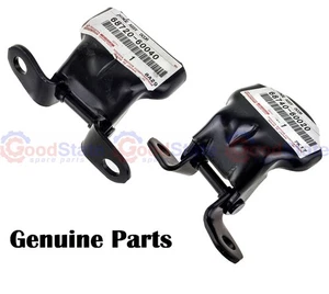Genuine LandCruiser 79 78 76 75 70 Series Upper Lower LH Front Door Hinges Set - Picture 1 of 5