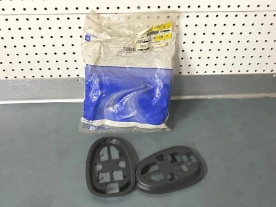 Retenedor de lámpara domo GM OEM NOS 22615124 1999-2005 Pontiac Grand Am Foto 1 de 3