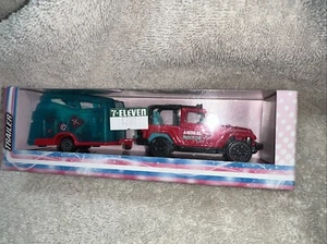 Majorette Jeep Wrangler Rubicon Red with Horse Trailer GirlMazing Series 1:60 - Picture 1 of 5