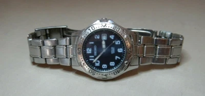 VINTAGE SEIKO MANS WRISTWATCH SOLAR 100M SV145-OABO - Image 1 of 4