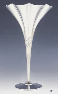 Klassische Tiffany & Co Sterlingsilber geriffelte Trompetenvase - Bild 1 von 6