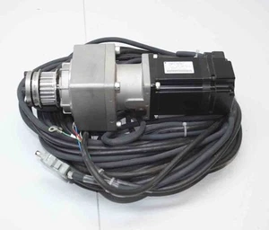 Yaskawa SGMAS-04ACA21 400W Servo Motor Shimpo-Nidec VRSF-LB-S9C-400 Able Reducer - Picture 1 of 4