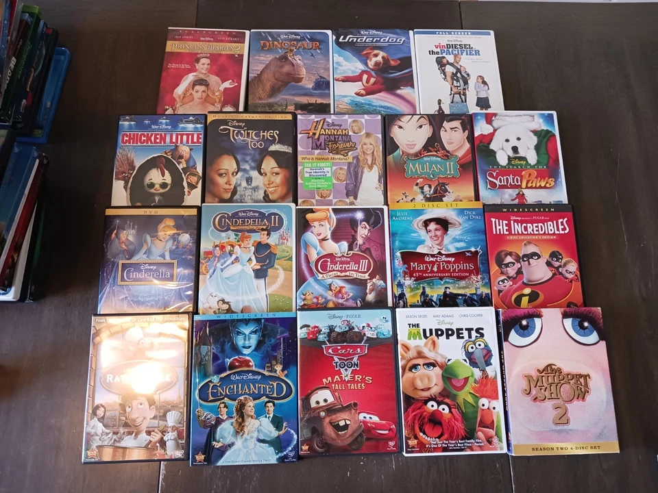 More Assorted Disney DVD Movies Your Choice Cinderella, Mary Poppins... Foto 1 de 1